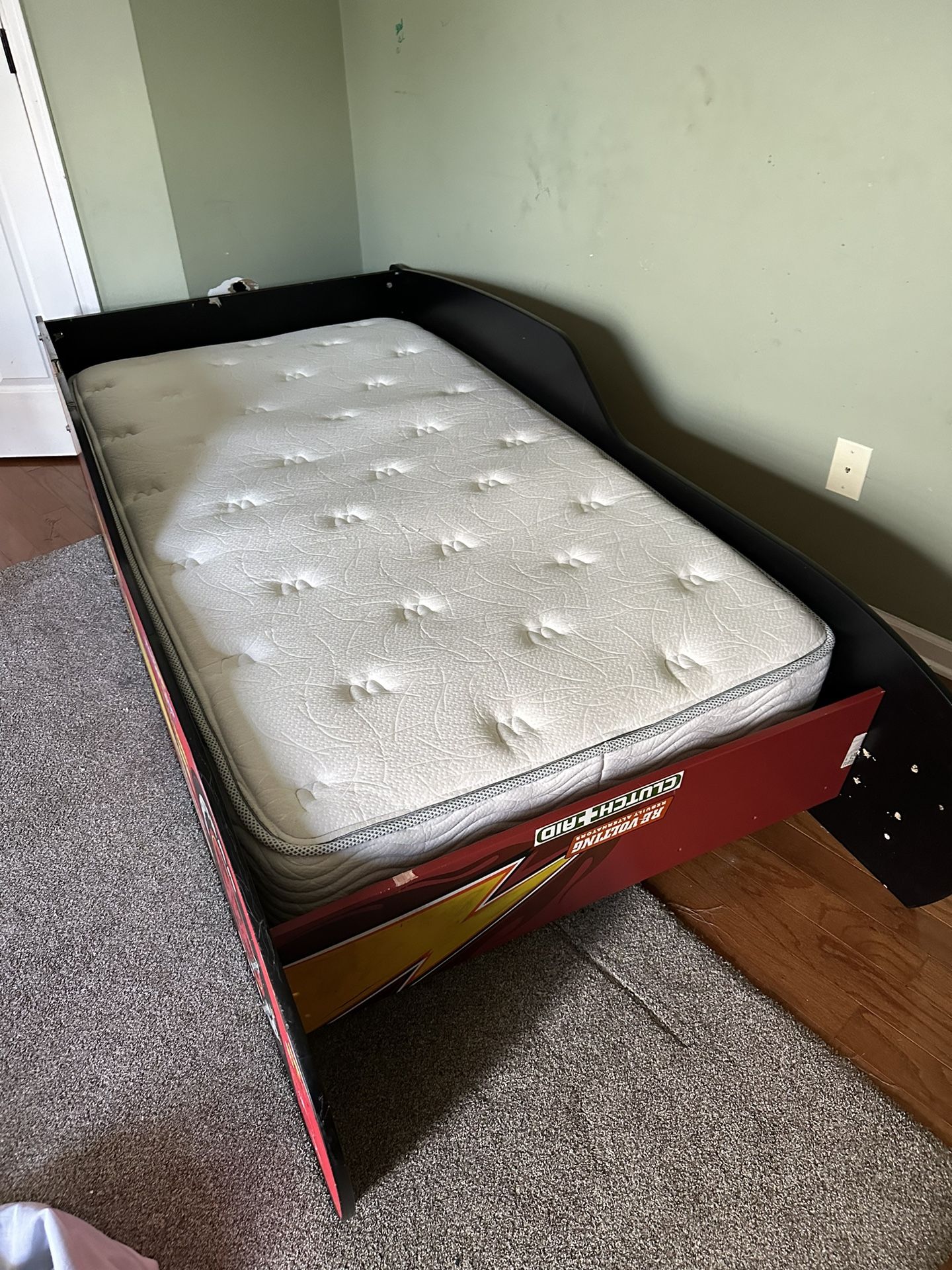 Race Car Twin Bed and Kid Desk