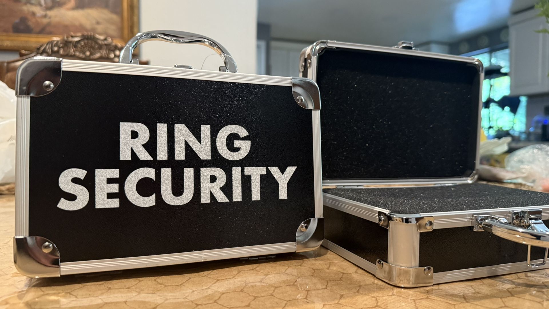 Two Ring Security Boxes New