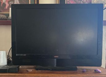 VIZIO TV