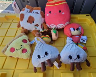 Plushes Bundle (7)
