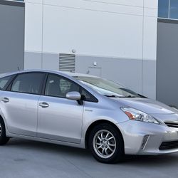 2014 Toyota Prius V
