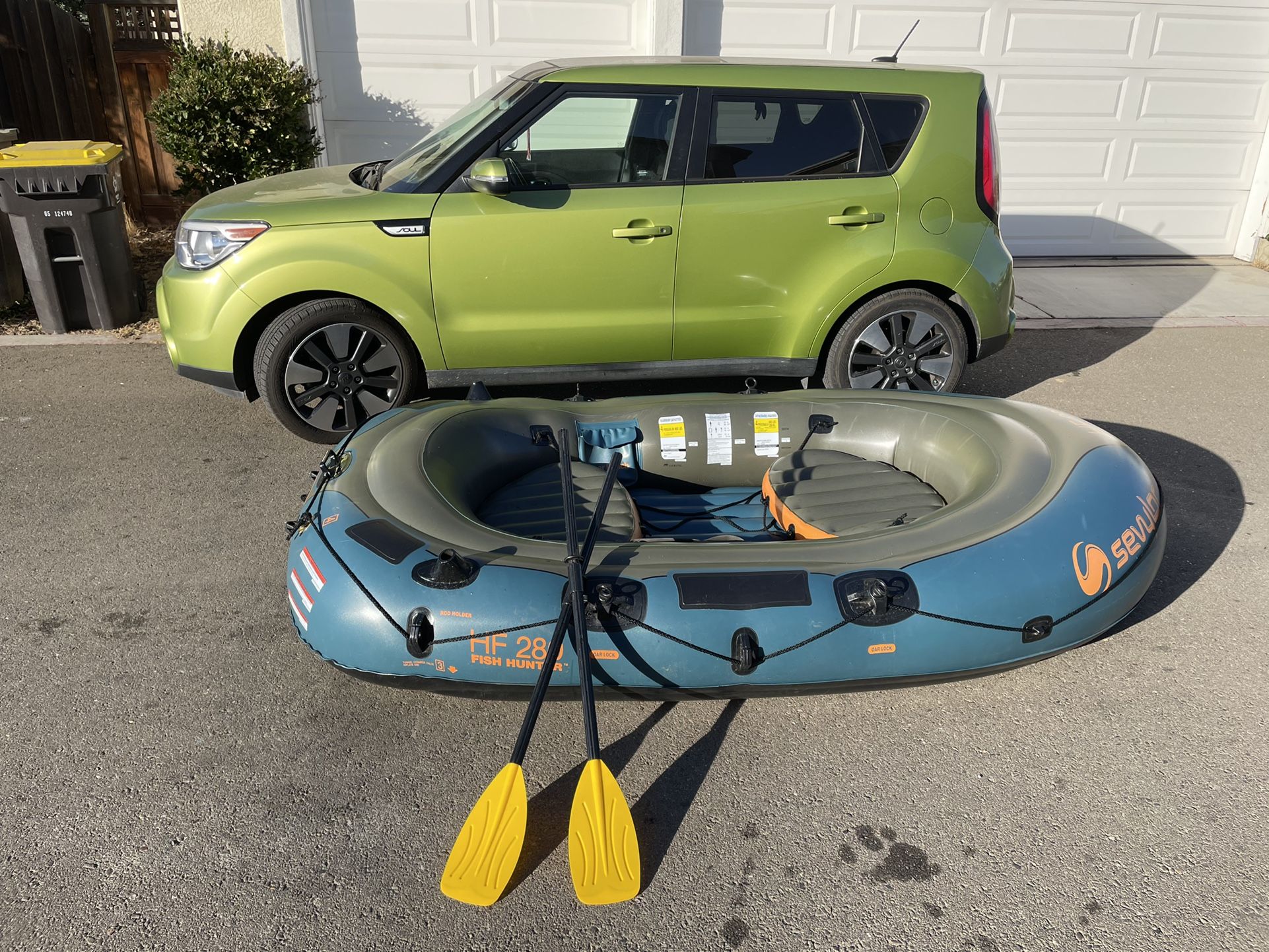 Sevylor HF 280 Fish Hunter Inflatable Boat