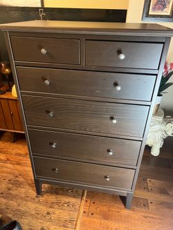 Idanas 6 Drawer Dresser