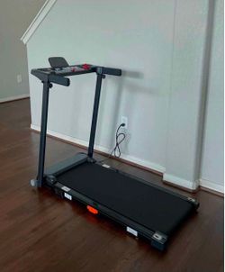 Compact Folding Treadmill with Console