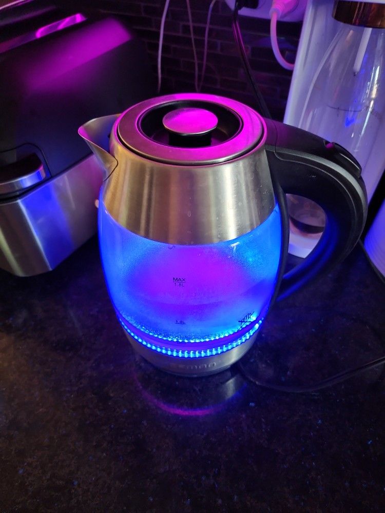 Chefman Electric KETTLE