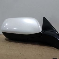 OEM Used 2016-2022 Honda HR-V Passenger Side Mirror( Non-heated )Pearl white with minor scuffs