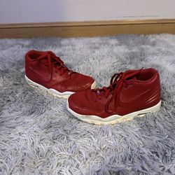 NIKE ENTERTAINER 