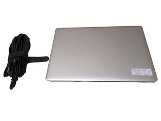Dell Inspiron 3580 pentium gold 5405u 2.3GHz 1TB HDD 8GB UHD graphics 610 Win11