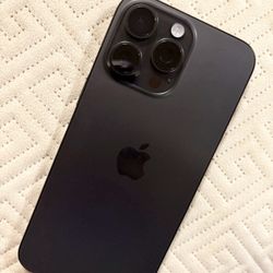 iPhone 15 Pro Max 1TB Unlocked