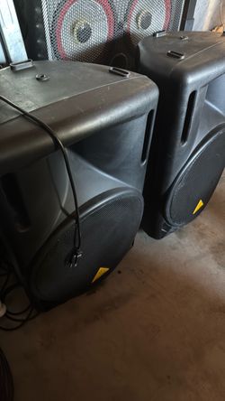 Speakers 🔊