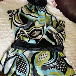 Very Nice Women Shirt Size (m) Like New Only $15