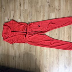 Nike tech set 60$ take all 3 for 150$