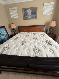 King size mattress with springs box