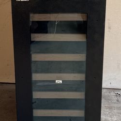 Marvel 15" Built-In Wine Refrigerator – 24 Bottle Capacity (ML15WSF3LP)