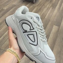 Grey Dior b30s SIZE 8 With new box