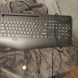 Wired backlit keyboard
