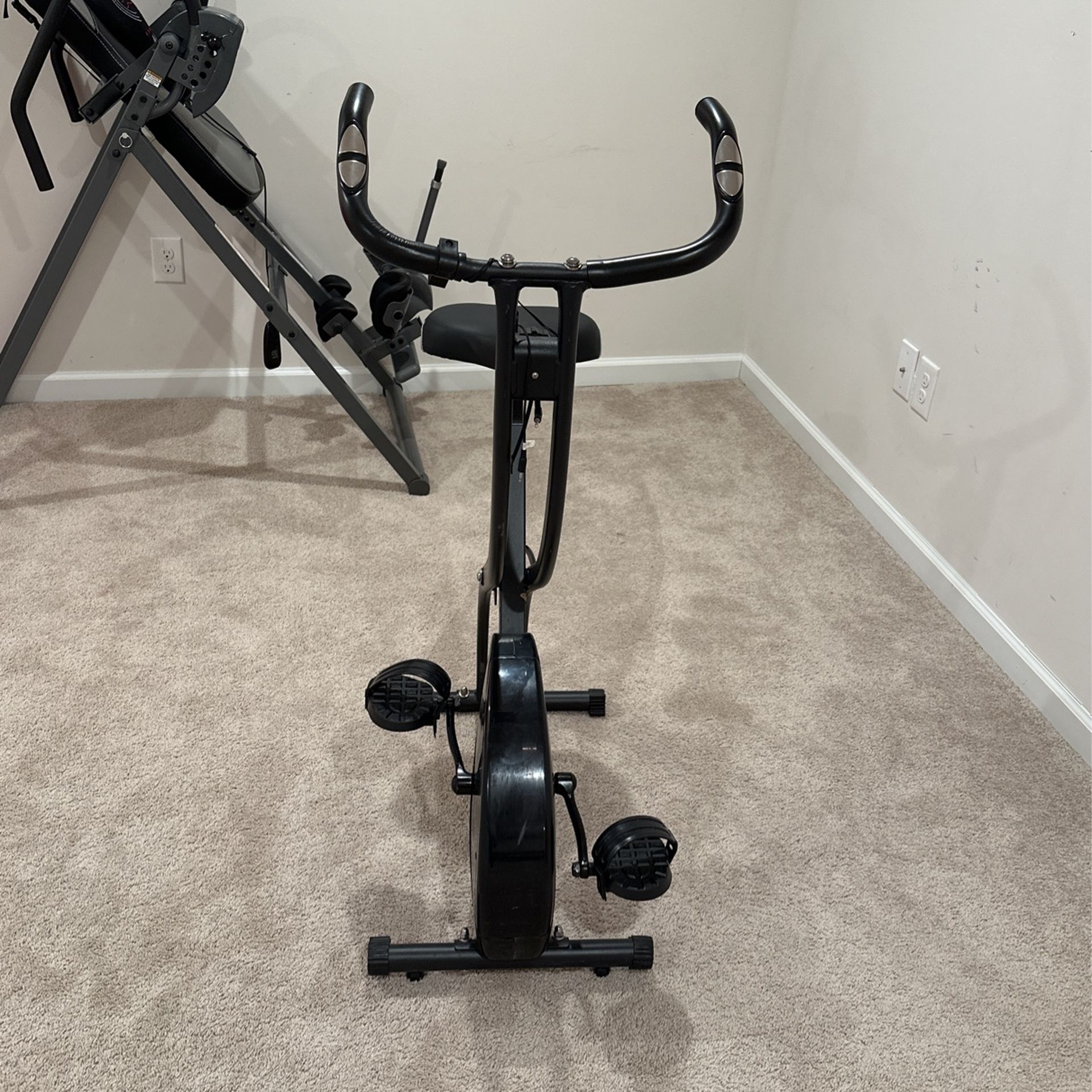 Exercise Bike (Pleny)