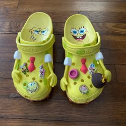 Crocs SpongeBob SquarePants Classic Clog Yellow Mens 10 Womens 12 209431-7C1 used 1time