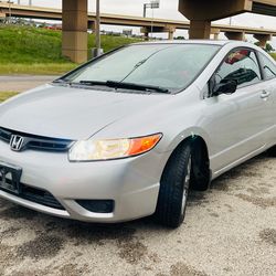 2006 honda civic couple