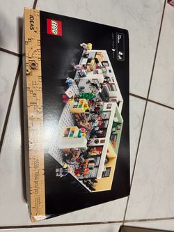The office 21336 Lego set