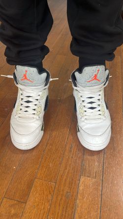 Jordan 5s, Size 9