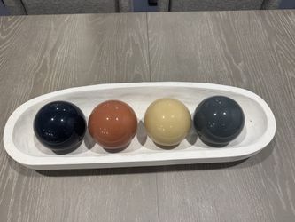 Decorative glass spheres with wooden tray