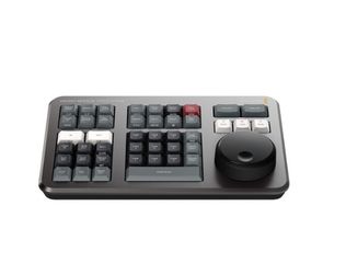 Blackmagic Design DaVinci Resolve Speed Editor with Studio Software