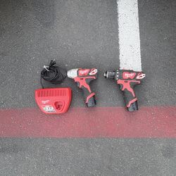 Milwaukee impact and drill set with charger