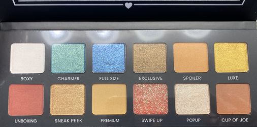 Boxy Charmer eyeshadow palette