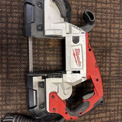 Milwaukee Corded Bandsaw 