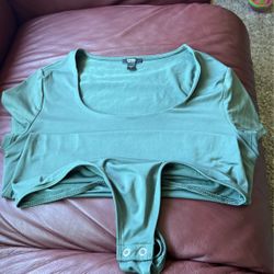 Express Bodysuit Size Small