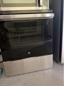 GE Electric Stove works great