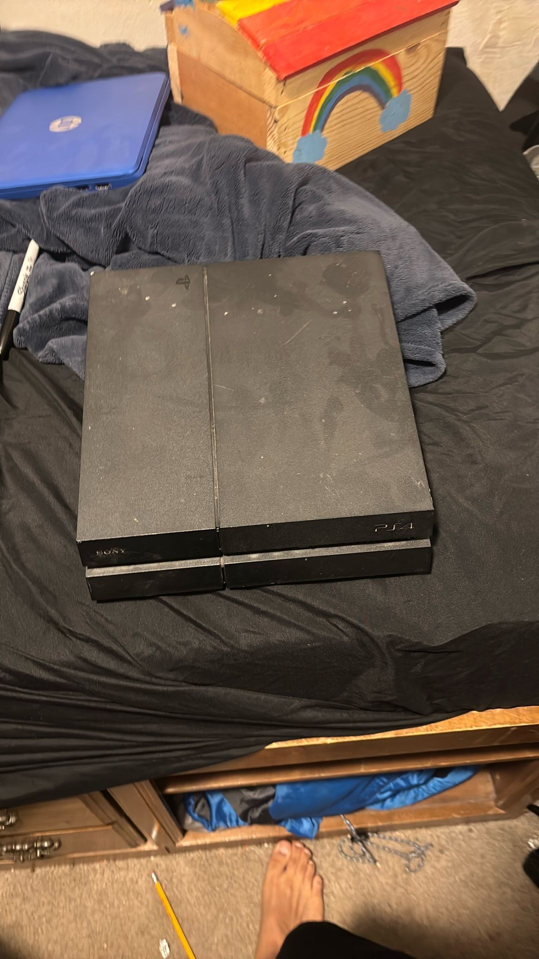 PS4