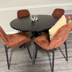 Modern Black Round Dining Table + 4 Rust Velvet Chairs
