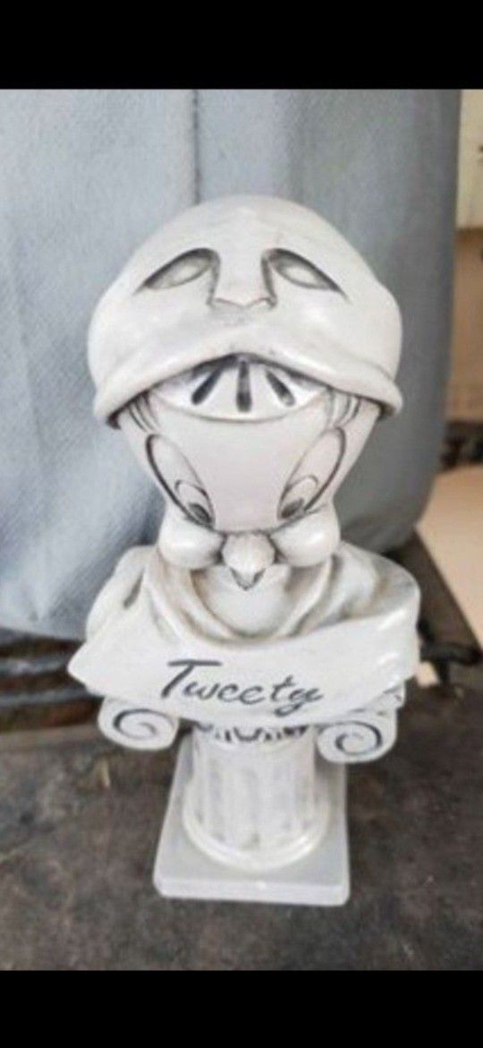 Vintage Tweety Bird Figurine