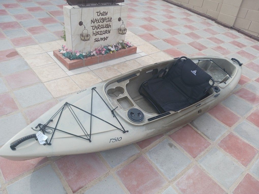 Ascend FS10 Sit-In Angler Desert Storm Kayak