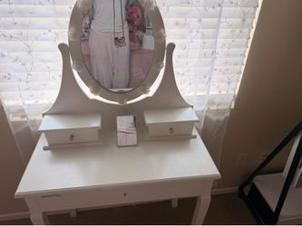 Small vanity + chair