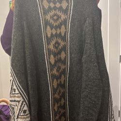 Sweater Shawl 