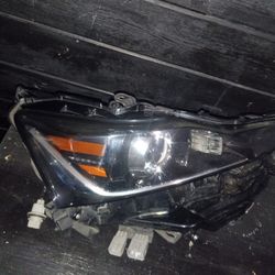 Lexus Is 250 _is350 Passenger Headlight 