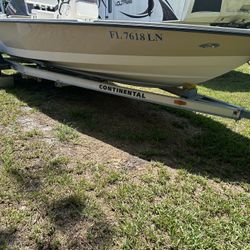 Pathfinder 1806V Boat