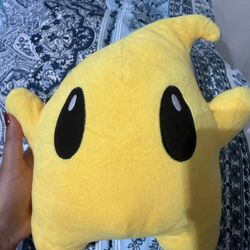 Mario Star Plushie
