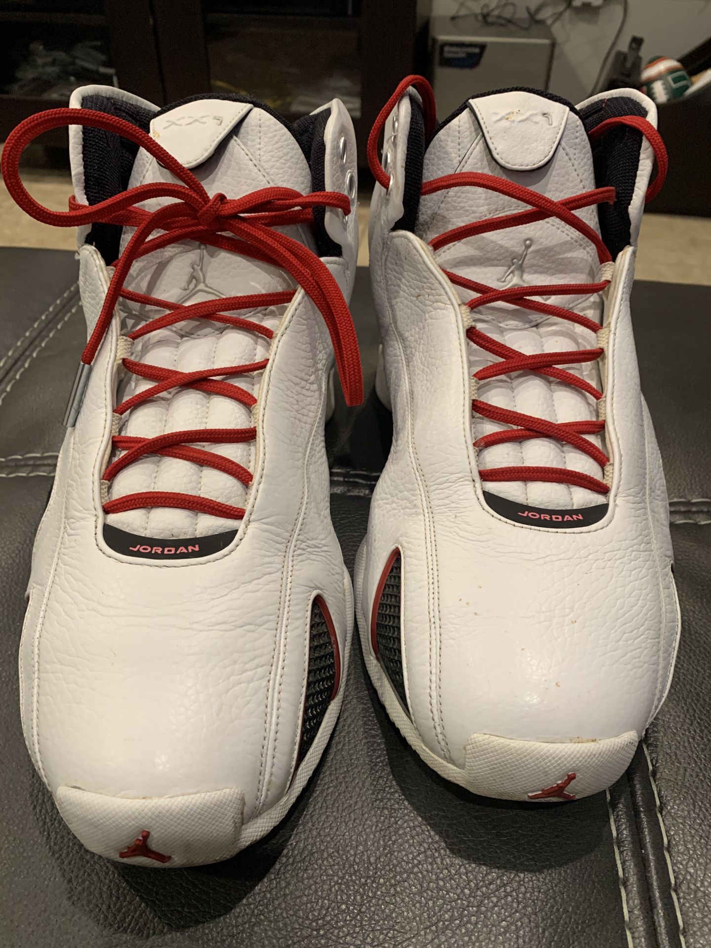 Jordan XXI size 13 red, white, black (used)