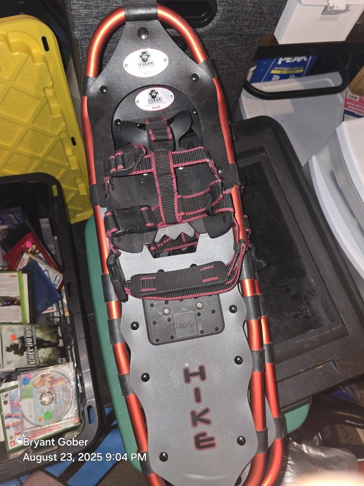 Yukon Snowshoes