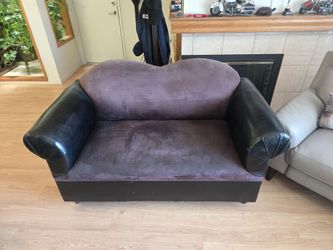 Two-Seat chair and leather chair. Free!