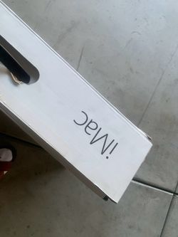 Brand Znew 2013 IMac 21.5 2.9 quad core 8gb 1Tb