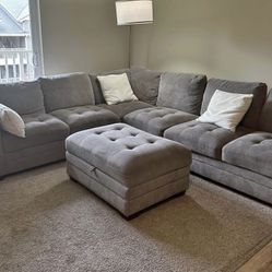 Sectional Couch 