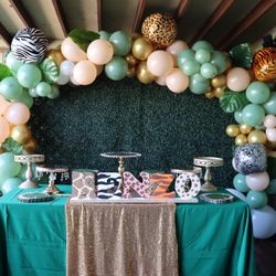 Balloon Garland & Backdrops