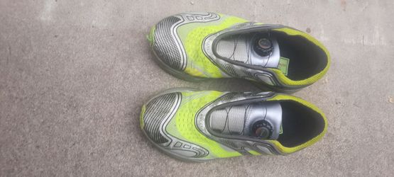 Men's shoes