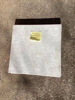 6 Pieces Porcelain Tile . ( NEW )Dimensions are;13-1/4”X 13-1/4”