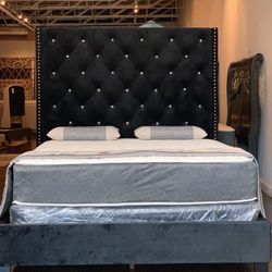 Black Queen Size 6foot Tall Diamond Tuffed Bed Frame With New Mattress/Fast Delivery